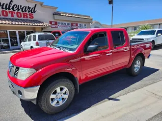 2008 Nissan Frontier Crew Cab photo 6