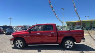 2010 Dodge Ram 1500 Crew Cab photo 2