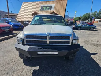 1995 Dodge Ram 2500 photo 2