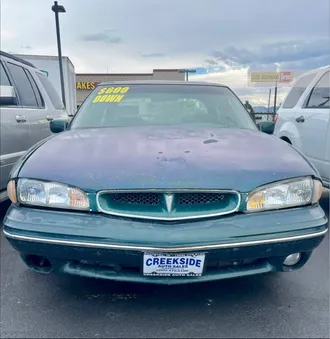 1999 Pontiac Bonneville photo 2