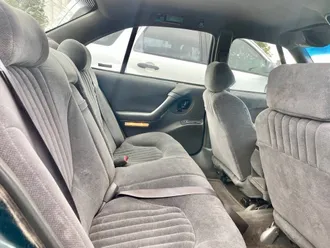 1999 Pontiac Bonneville photo 7