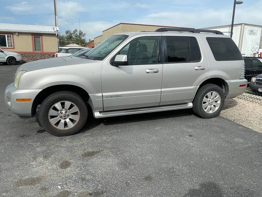 2008 Mercury Mountaineer Base AWD 4dr SUV