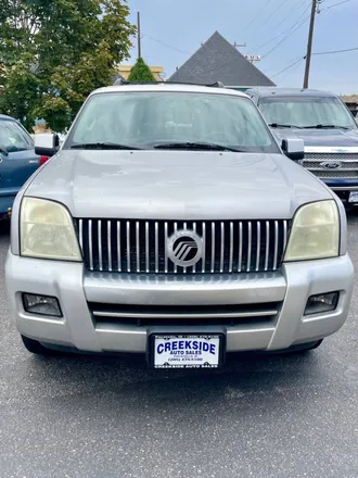 2008 Mercury Mountaineer photo 2