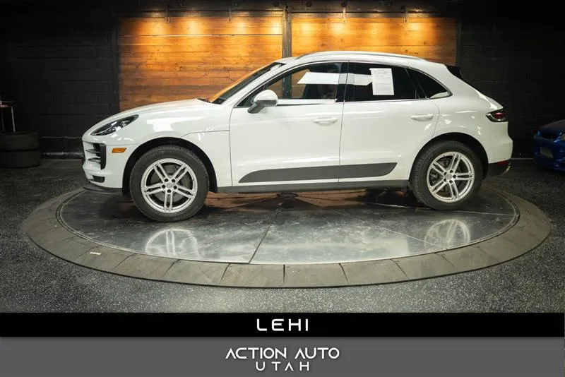 2020 PORSCHE MACAN S