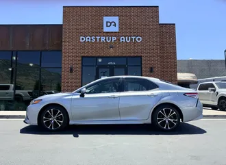2020 Toyota Camry photo 4