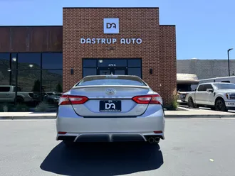 2020 Toyota Camry photo 6