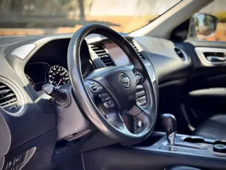 2018 Nissan Pathfinder photo 5