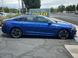 2021 Kia K5 photo 2