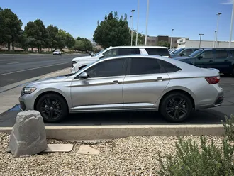 2024 Volkswagen Jetta photo 6