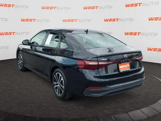 2025 Volkswagen Jetta photo 3