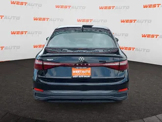 2025 Volkswagen Jetta photo 4