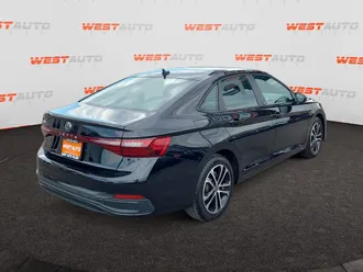 2025 Volkswagen Jetta photo 5
