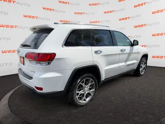 2020 Jeep Grand Cherokee photo 5