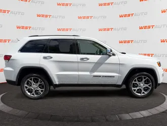 2020 Jeep Grand Cherokee photo 6