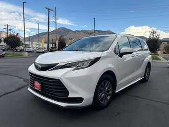 2021 Toyota Sienna photo 4