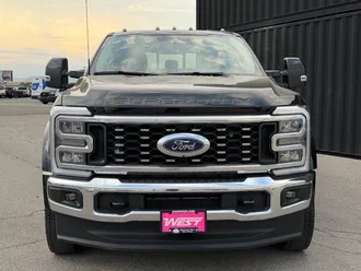 2026 Ford F-450SD photo 2