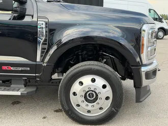 2026 Ford F-450SD photo 4
