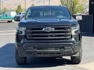 2024 Chevrolet Silverado 1500 photo 2
