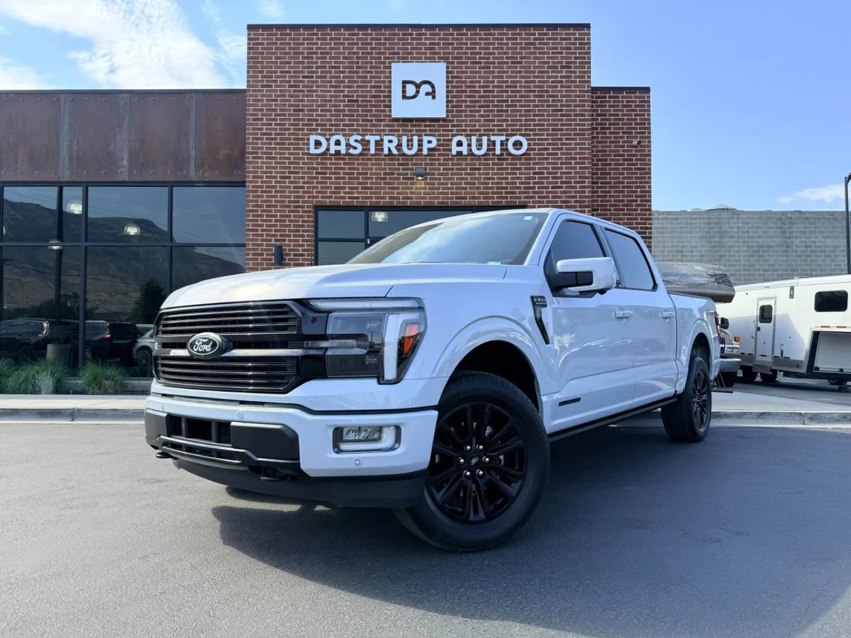2025 Ford F-150 Platinum