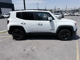 2015 JEEP RENEGADE photo 4