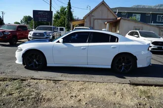 2019 Dodge Charger photo 3