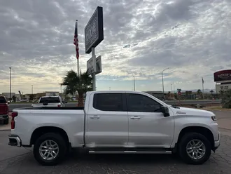 2020 Chevrolet Silverado 1500 photo 2