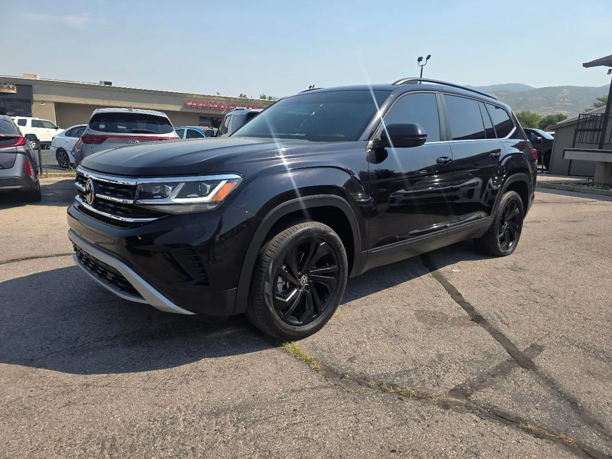 2022 Volkswagen Atlas 3.6L V6 SE w/Technology 4MOTION