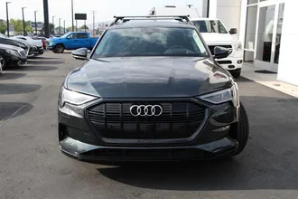 2021 AUDI E-TRON photo 3