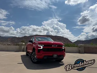 2023 Chevrolet Silverado 1500 photo 2