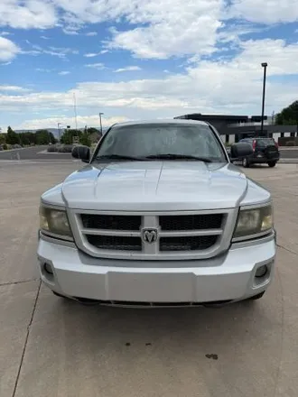 2008 Dodge Dakota Crew Cab photo 3