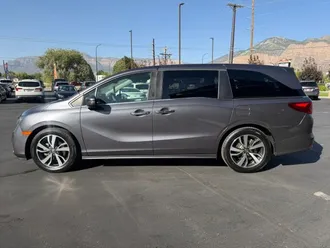 2023 Honda Odyssey photo 4