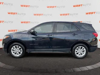 2021 Chevrolet Equinox photo 2