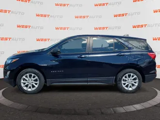 2021 Chevrolet Equinox photo 2