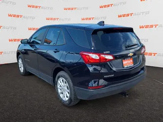 2021 Chevrolet Equinox photo 3