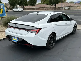 2021 Hyundai Elantra photo 4