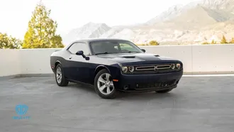 2015 Dodge Challenger photo 2