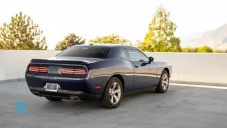 2015 Dodge Challenger photo 4