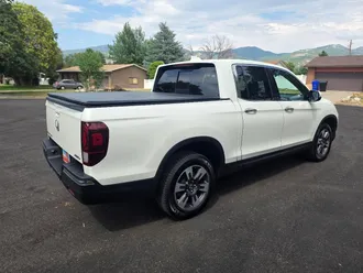 2019 Honda Ridgeline photo 5