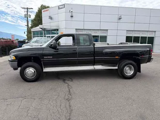 1996 Dodge Ram 3500 photo 2