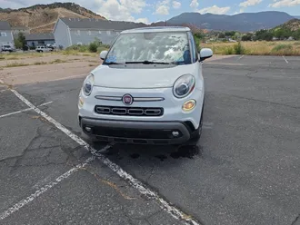 2018 FIAT 500L photo 2