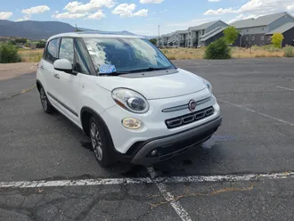 2018 FIAT 500L photo 3
