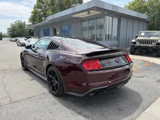 2018 Ford Mustang photo 3
