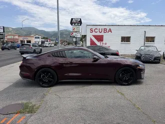 2018 Ford Mustang photo 6