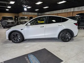 2023 Tesla Model Y Long Range photo 7