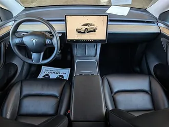 2023 Tesla Model Y Long Range photo 3