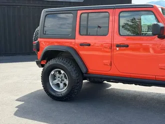 2023 Jeep Wrangler photo 5