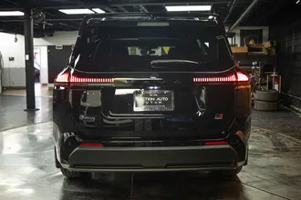 2026 TOYOTA RAV4 PLUG-IN HYBRID photo 6