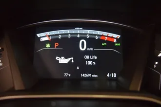 2017 Honda CR-V photo 2