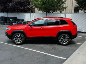 2021 Jeep Cherokee Trailhawk photo 4