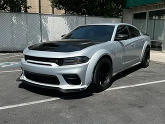 2020 Dodge Charger Scat Pack photo 3